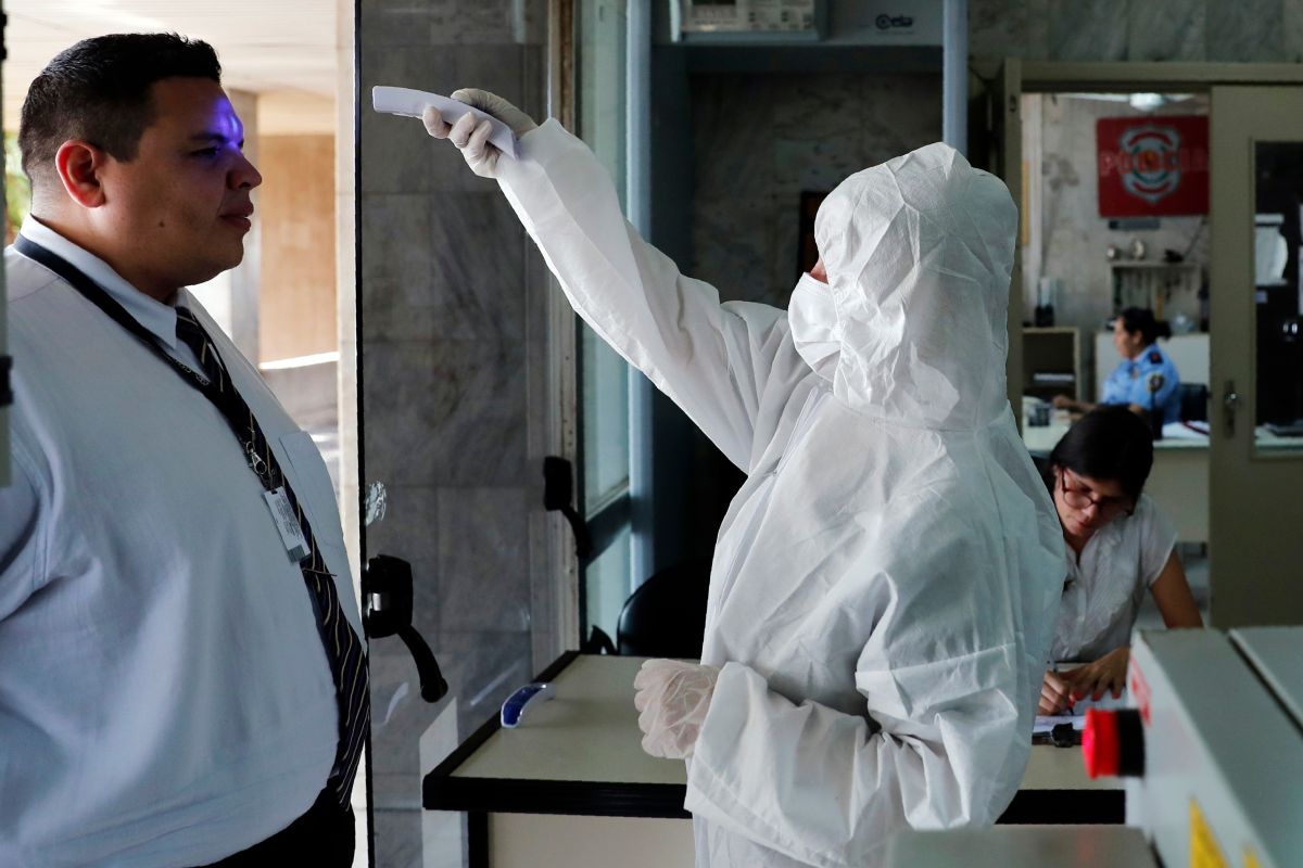 ▲新冠肺炎衝擊，巴拉圭除禁止民眾群聚外，更我國求援提供防疫物資。（圖／達志影像／美聯社）