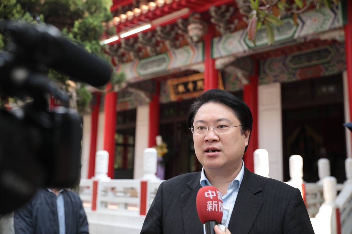 ▲林右昌指出每天有數萬人在北北基桃移動，因此更要加強個人、家庭與社區的防疫（圖／基隆市政府提供）