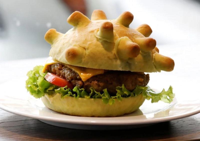 誰會想吃？　越南推出創意新冠漢堡
