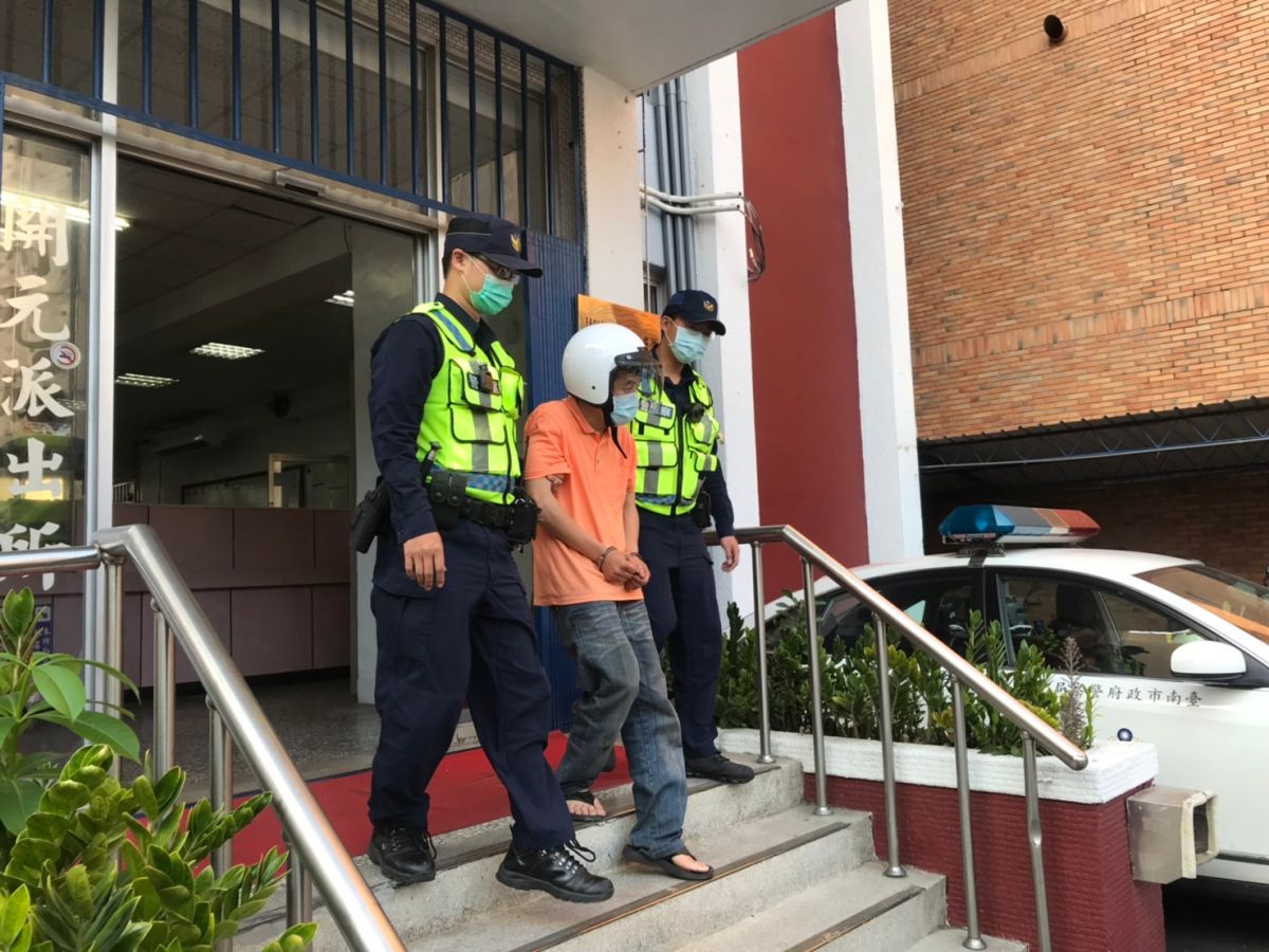 ▲與前妻談判要求復合遭拒，莾男憤而持刀刺殺前妻。 （圖／記者陳聖璋翻攝）