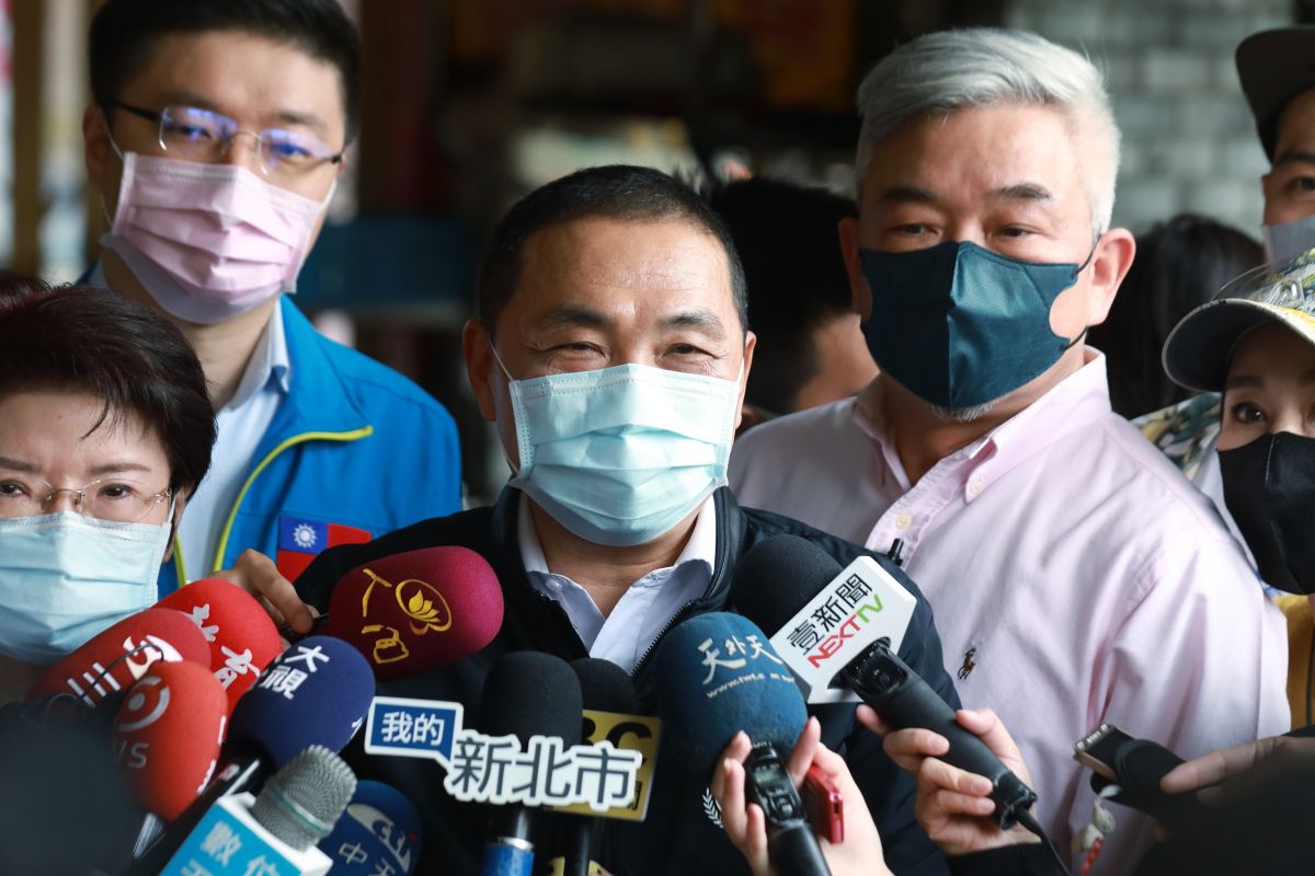 ▲侯友宜表示，這一個月以來，新北市旅遊重點區域都有做好消毒整潔，且目前沒有發生兩地旅客購買食物後發生身體不適的情形。（圖／記者宋原彰攝，2020.03.30）