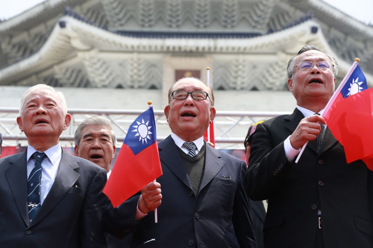 ▲前行政院長郝柏村（中）病逝。( 圖 / 記者林柏年攝 )