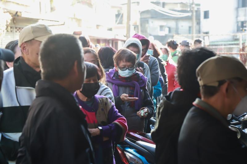 ▲新冠肺炎肆虐全球，目前台灣累計 363 人確診，54 人解除隔離。（圖／NOWnews資料畫面）