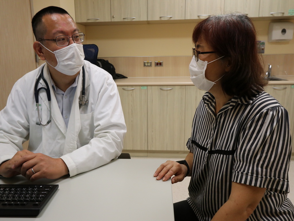 ▲醫師提醒，防疫期間勿聽信來路不明的偏方，以免使身體受到不可逆的傷害。 (圖／林重鎣翻攝2020.3.31)