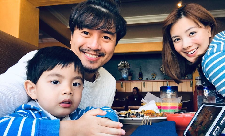  ▲我們不再多說默默看向前方，這是什麼呢這就是所謂愛情的殘忍啊。（圖／截自葉揚臉書）