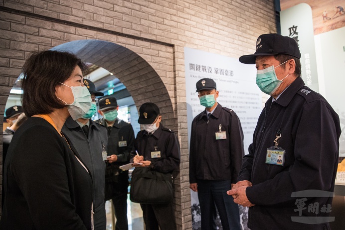 張副部長視導防疫整備　肯定單位各項防疫作為
