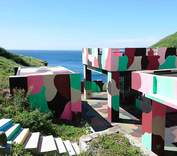 ▲東北角新秘境「鼻頭角聽濤營區」。（圖／東北角暨宜蘭海岸國家風景區管理處提供）