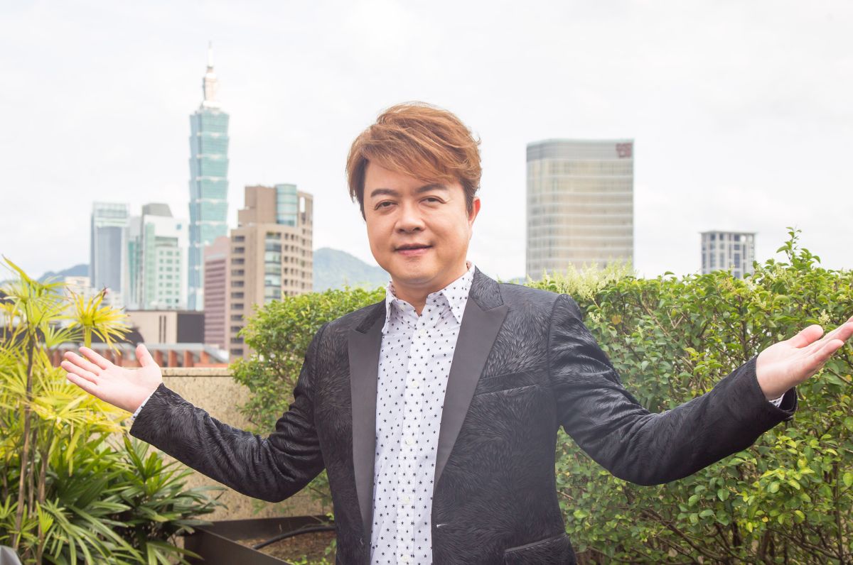 ▲翁立友遇低潮時，一度想要去批發賣衣服。（圖／記者葉政勳攝, 2020.03.25）