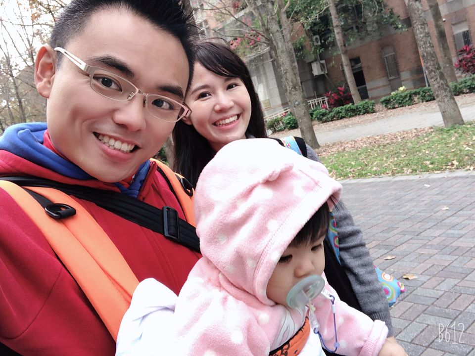 立委洪孟楷時常在臉書放上與太太、女兒的合照。 (圖/翻攝洪孟楷臉書)