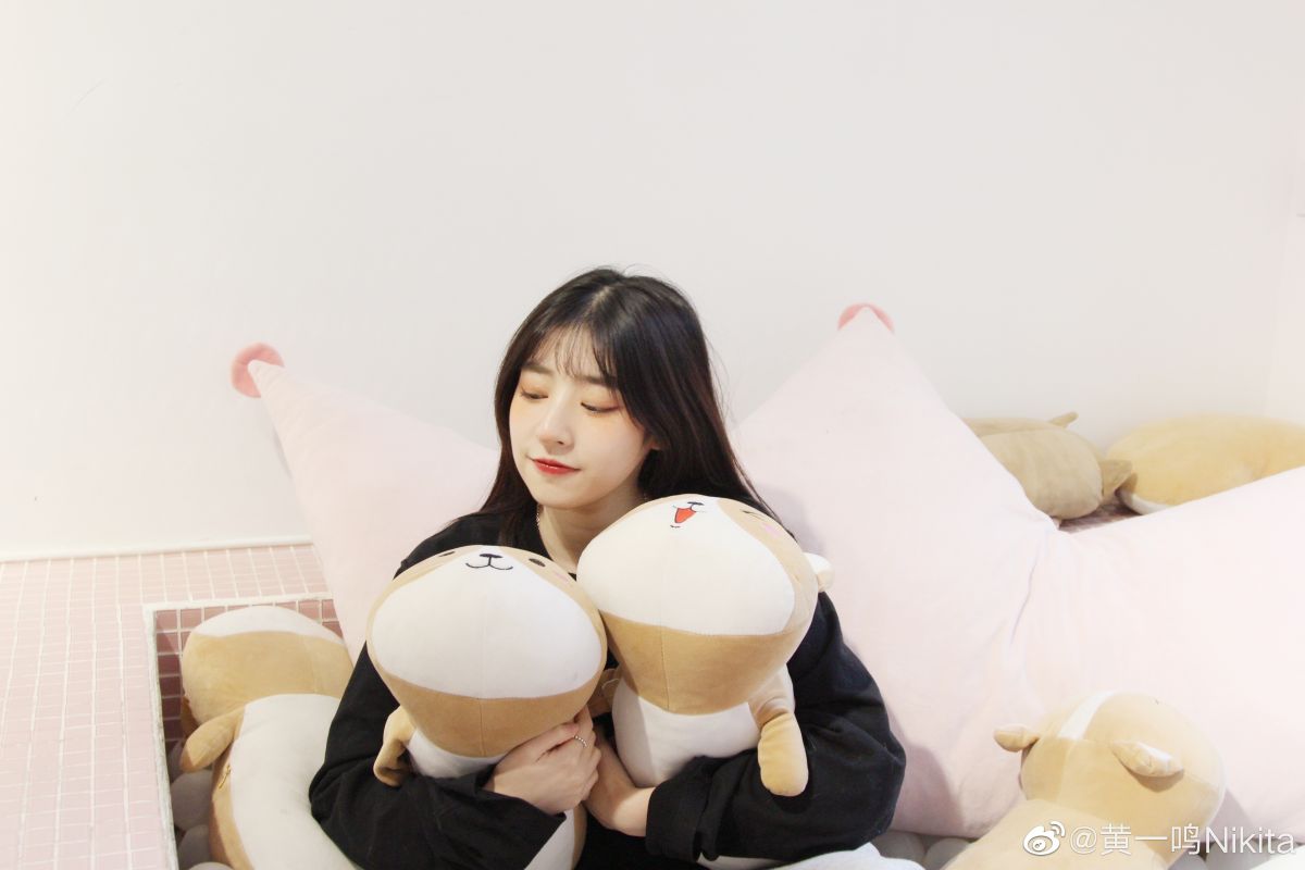 ▲網友爆出黃一鳴的黑歷史。（圖／翻攝微博）