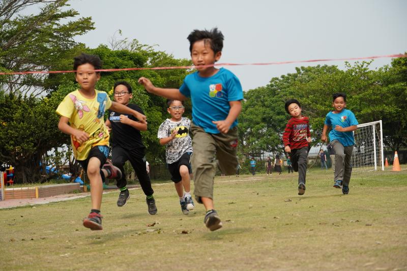 ▲兒童節前夕，香田國小精心設計多樣化活動，讓孩子們度過一個難忘的兒童節及有趣的回憶。（圖／記者陳雅芳攝，2020.04.02）