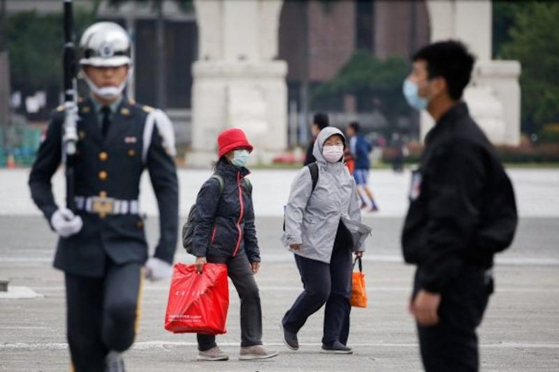 ▲中正紀念堂配戴口罩的遊客。（圖／翻攝自 East Asia Forum ）