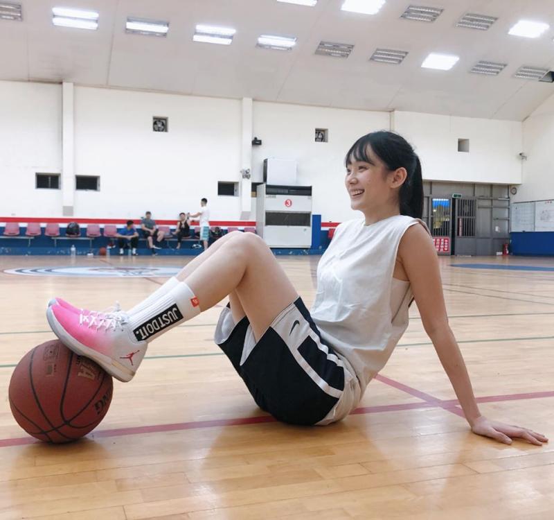 ▲洗菜籃球球技了得。(圖/洗菜臉書)