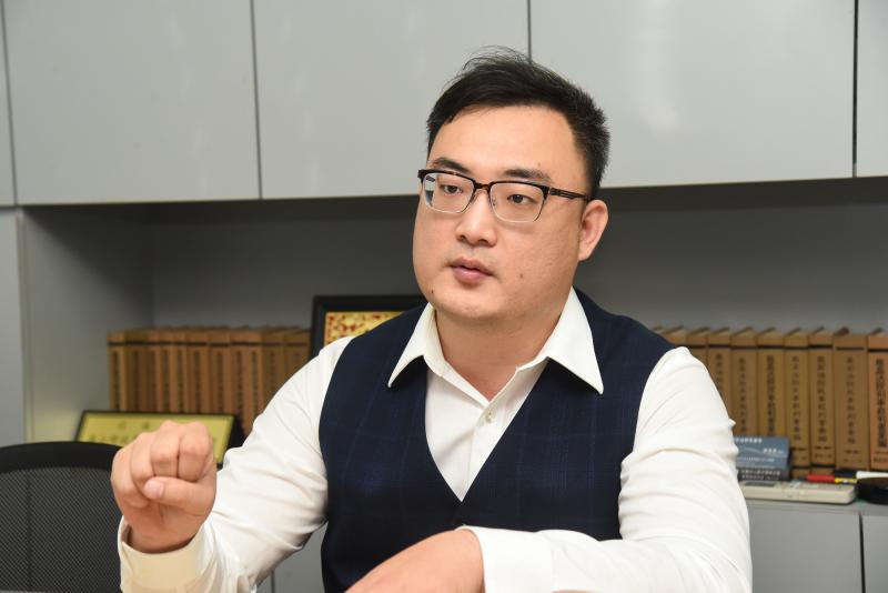 ▲博睿法律事務所律師劉振珷說,按照過往實務上的經驗,業者都能夠甩鍋直播主安全脫身。(圖/記者陳明安攝)