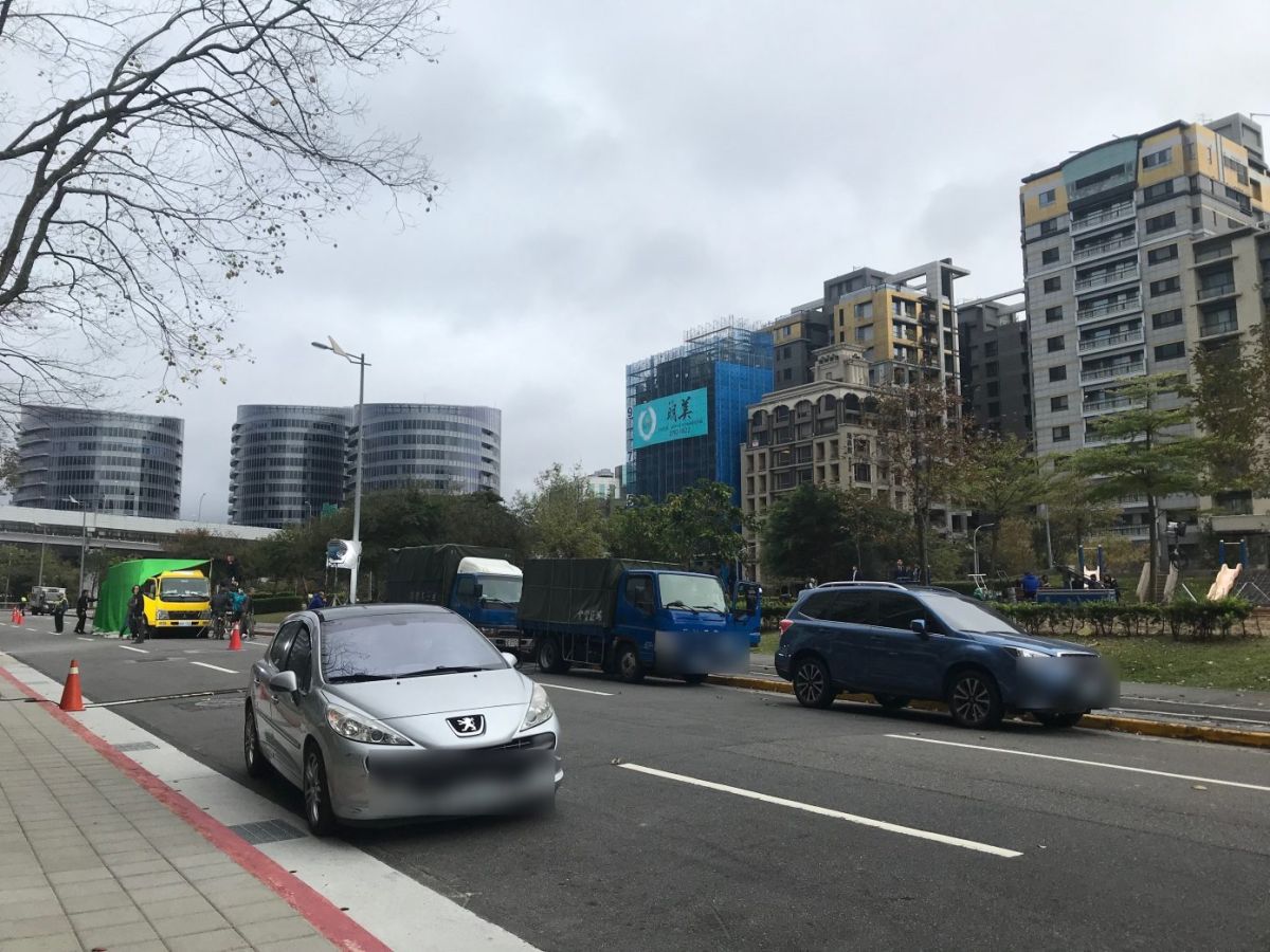 ▲在央行降息後，五大銀行新增房貸平均利率僅1.361%，為史上新低。（圖／NOWnews資料照）