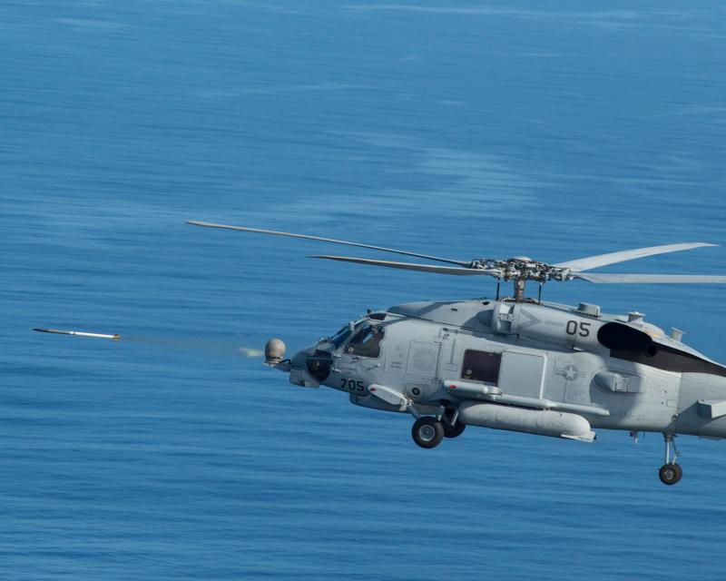 ▲美國對台軍售政策轉變，拒售台灣MH-60R反潛直升機，因為美方盼台灣採購「不對稱作戰」武器。（圖／美國海軍）
