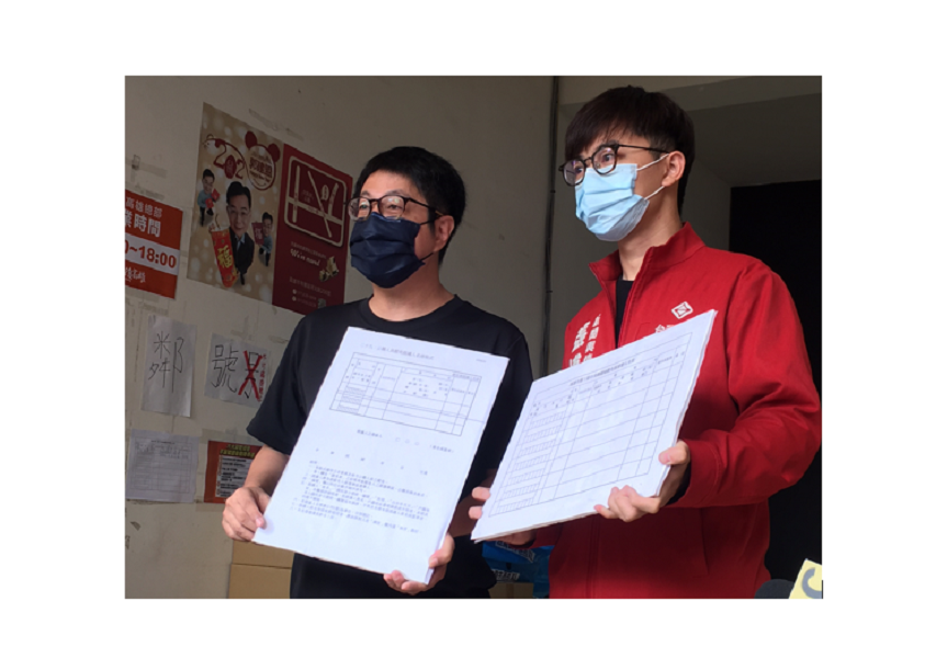 ▲韓陣營反擊今遞狀聲請停止罷免， 罷韓團體除Wecare高雄譏諷韓「輸牌翻桌不好」外，公民割草更怒嗆韓「應像個男人一樣，直球對決」。(圖/Wecare高雄提供)