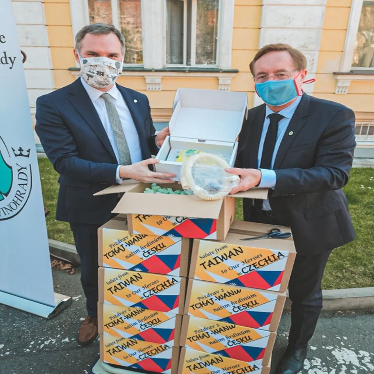 ▲布拉格市市長賀吉普於臉書上貼文感謝台灣捐贈呼吸器。（圖／翻攝自賀吉普臉書）