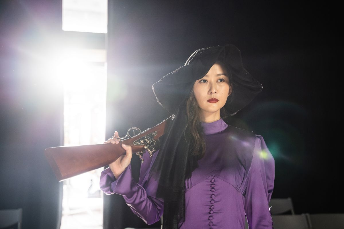 ▲《姊妹們 追吧》重現《德魯納酒店》經典橋段。（圖 / 東森提供）