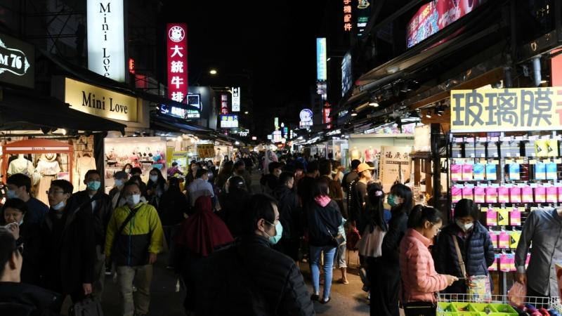 ▲台灣夜市小吃眾多，民眾有多元選擇。（示意圖／記者林調遜攝）
