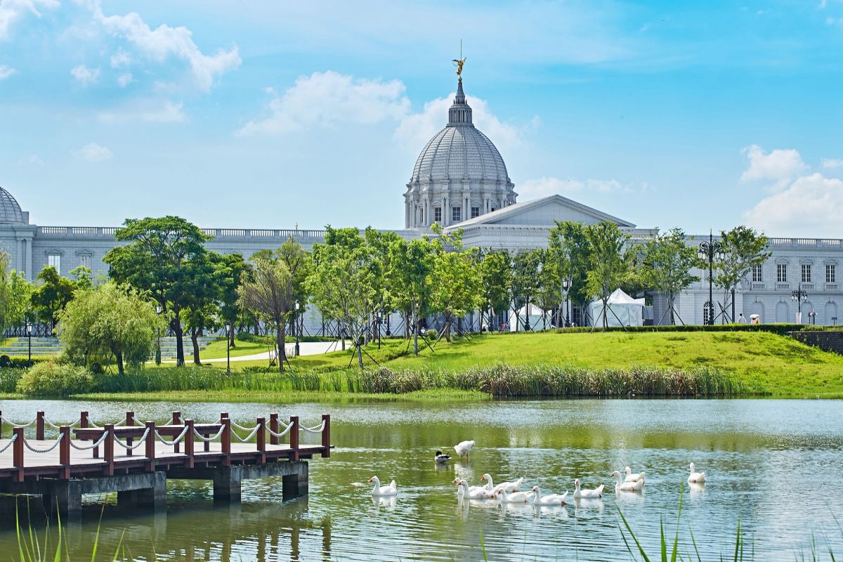 ▲奇美博物館防疫升級，自4月20日起，週一至週三休館，戶外園區照常開放。（圖／奇美博物館提供)