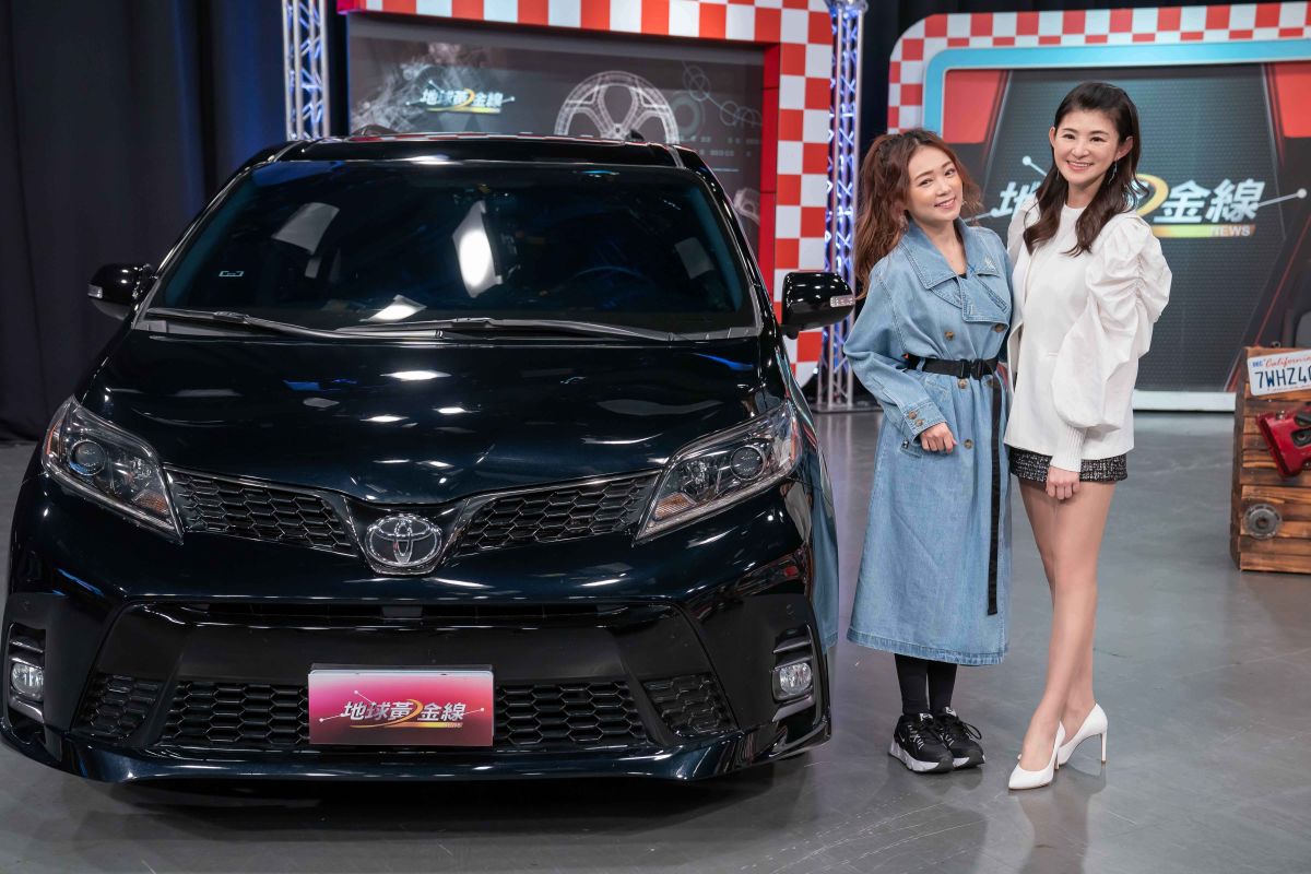 ▲詹子晴（左）和蘇宗怡開心合照。（圖／TVBS）