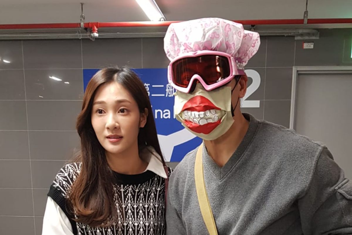 ▲翁家明（右）呼籲大家防疫。（圖 / 民視提供）