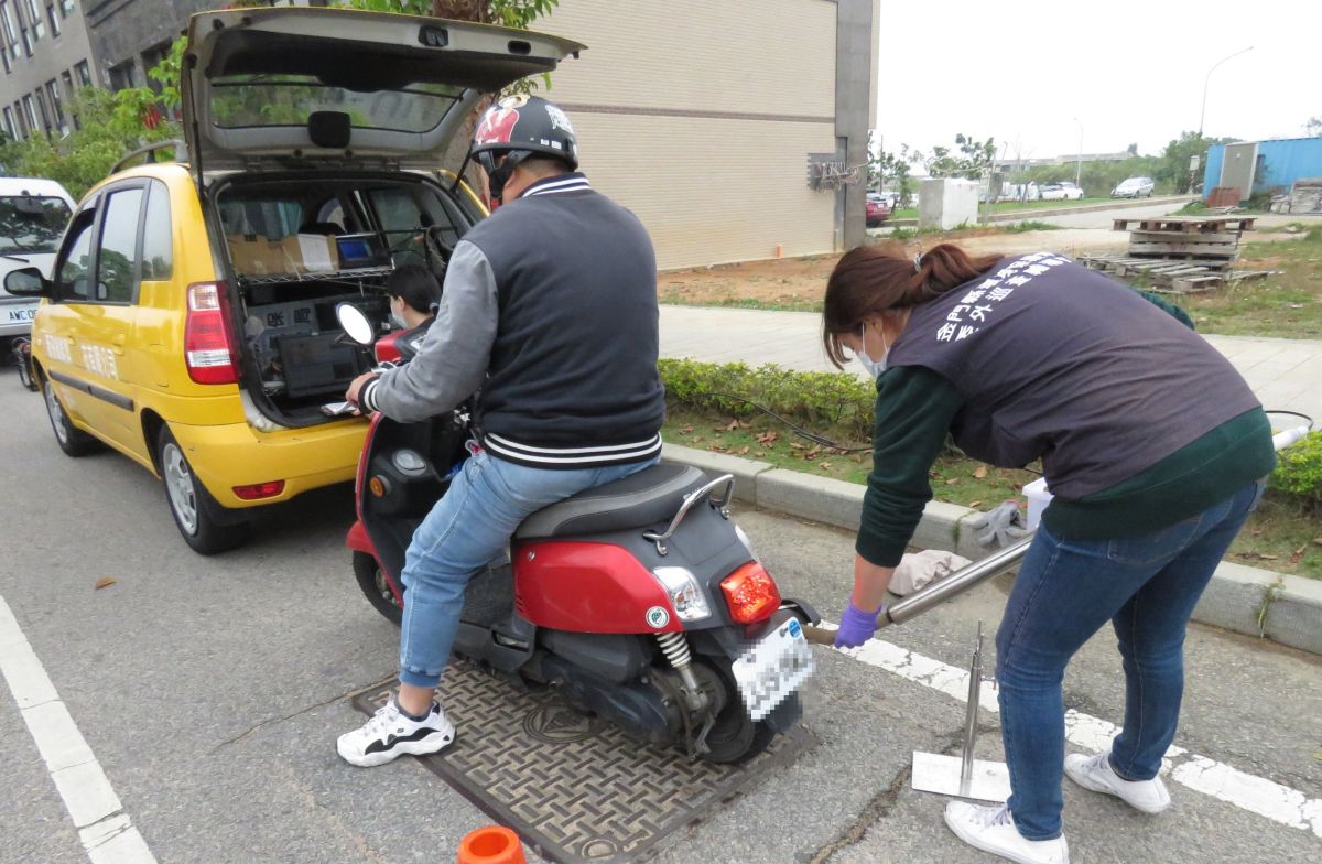 ▲金門機車汰舊換新，最高可補助3萬7千元。（圖／金門縣環保局提供）