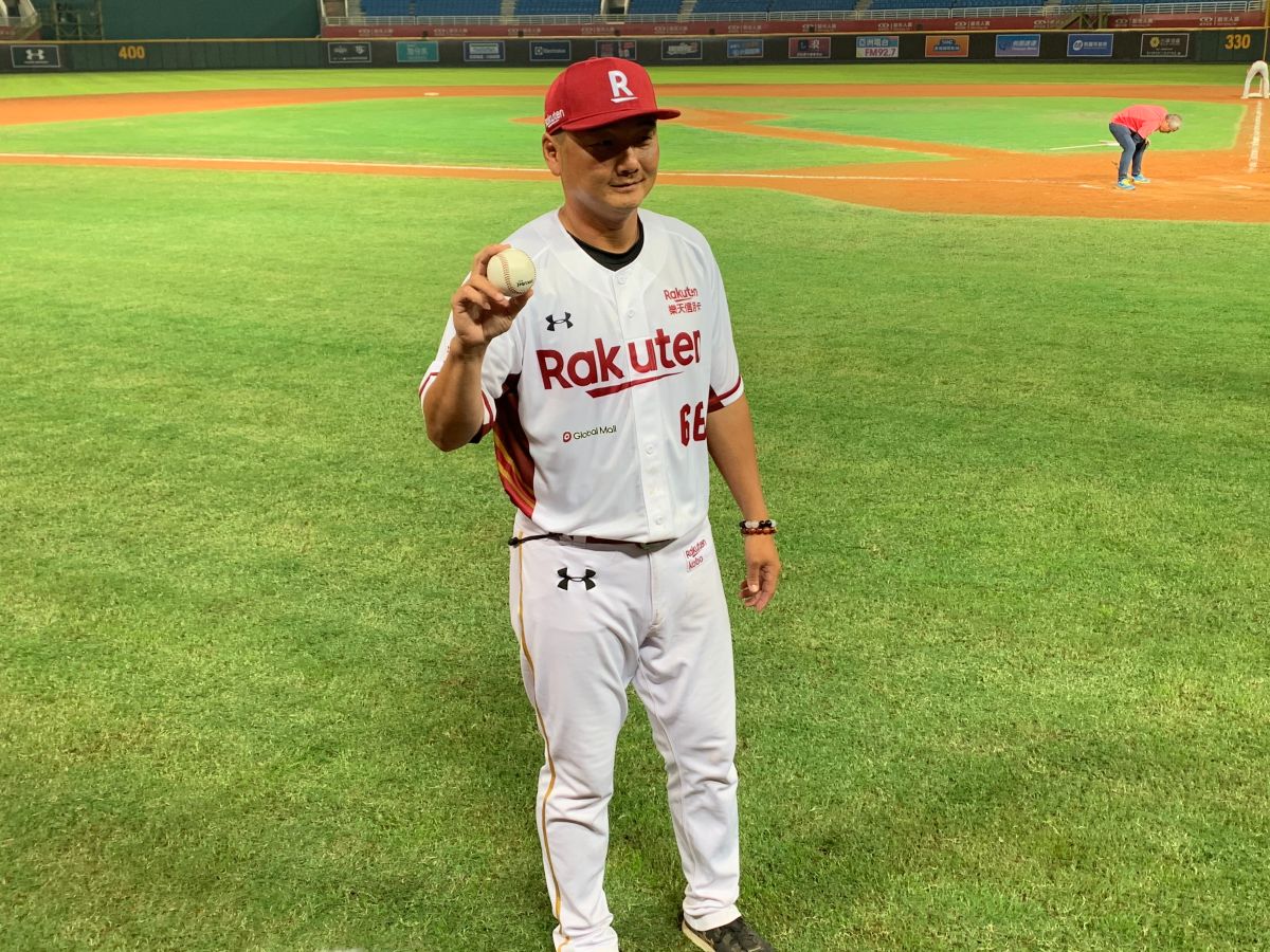 ▲樂天桃猿總教練曾豪駒。（圖／吳政紘攝）