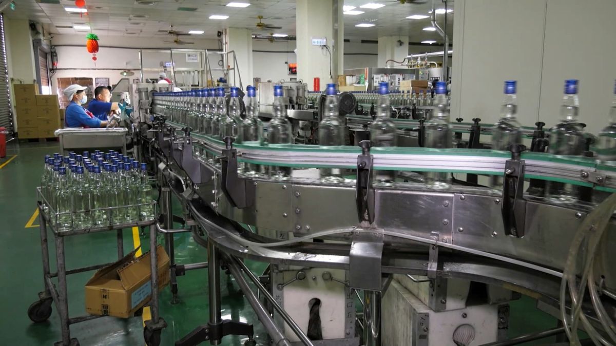 ▲金酒公司今天宣布，受疫情影響，高粱酒將減產。（圖／蔡若喬攝, 2020.04.16）