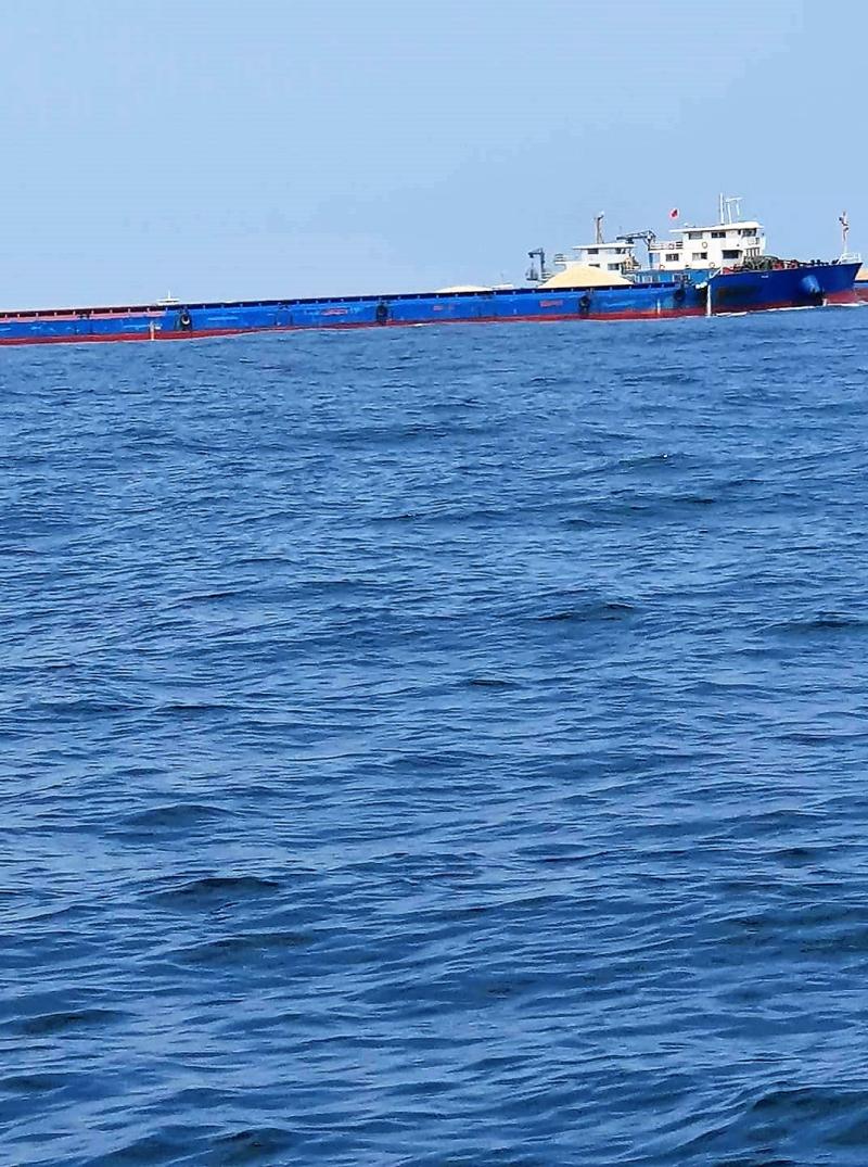 漁民爆料！中國抽砂船趁疫情違法聚集澎湖海域
