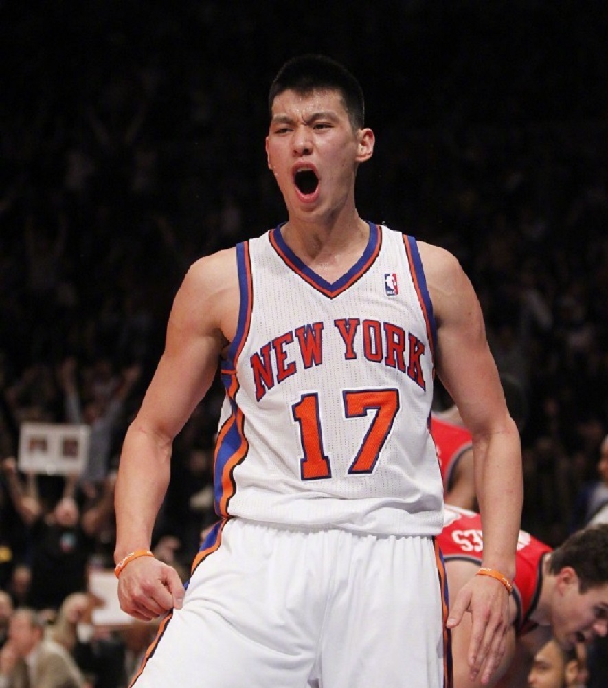 ▲林書豪在紐約尼克時期掀起「林來瘋」狂潮。（圖／取自林書豪微博）