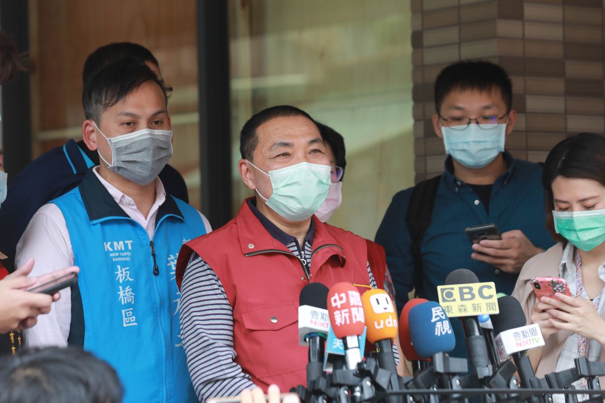 ▲侯友宜表示，他現在是新北市市長，會努力做好份內的事，守護國人健康和新北市安全，是他現在最重要的職責。（圖／記者宋原彰攝，2020.04.18）