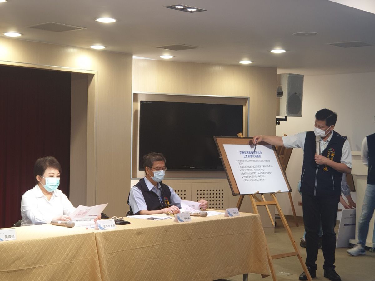 ▲台中市長盧秀燕表示，台中嚴密防疫，維持11天零確診紀錄遭國防部「弄破網」，正積極補網善後中。（圖／柳榮俊攝，2020.4.20)