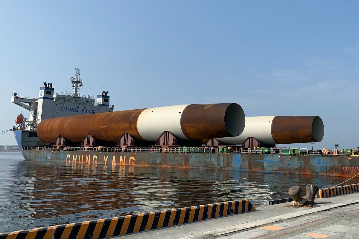 ▲台灣港務公司對於離岸風電營運主軸，已逐步落實，以配合政府發展綠能政策。(圖／記者黃守作攝)