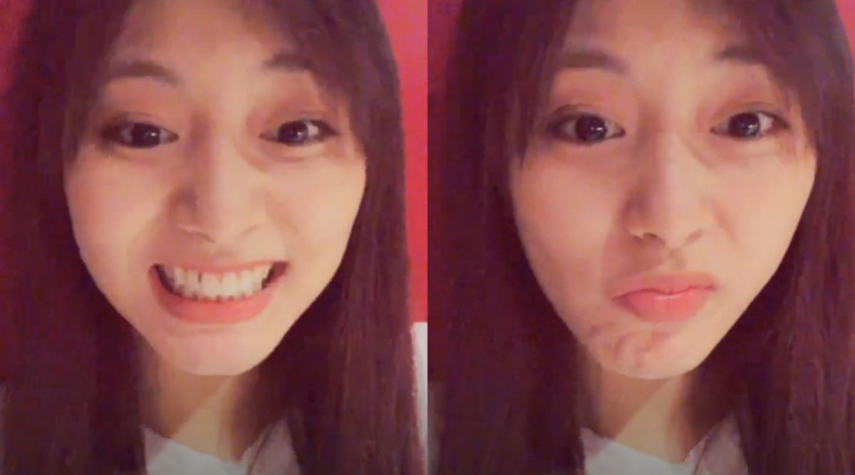 ▲子瑜當眾剔牙，直率舉動萌翻粉絲。（圖／VLIVE）
