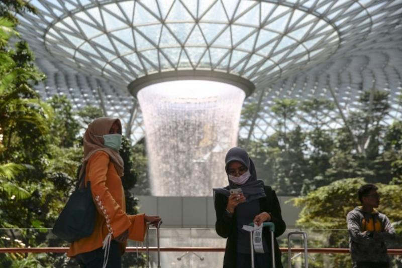 ▲新加坡樟宜機場的淨利激增13倍。（圖／翻攝自 The street ）