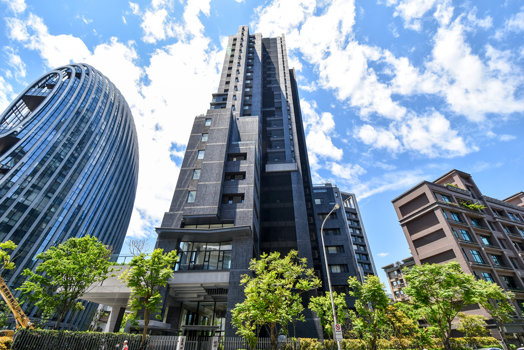 ▲南港開發議題多，交易量持續成長。（圖／信義房屋提供）