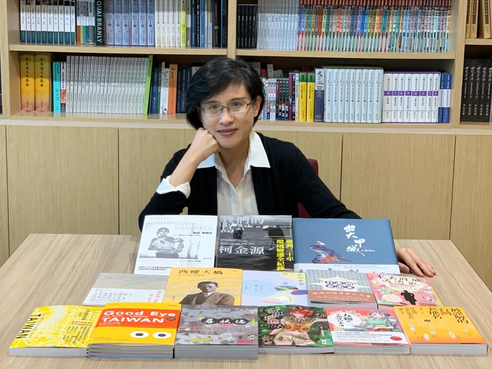 ▲ 文化部長鄭麗君表示，文化部後續將與財政部和隸屬教育部的國家圖書館組成跨部會工作小組，辦理新辦法的修訂並研議相關執行細節。（圖／翻攝自鄭麗君臉書）