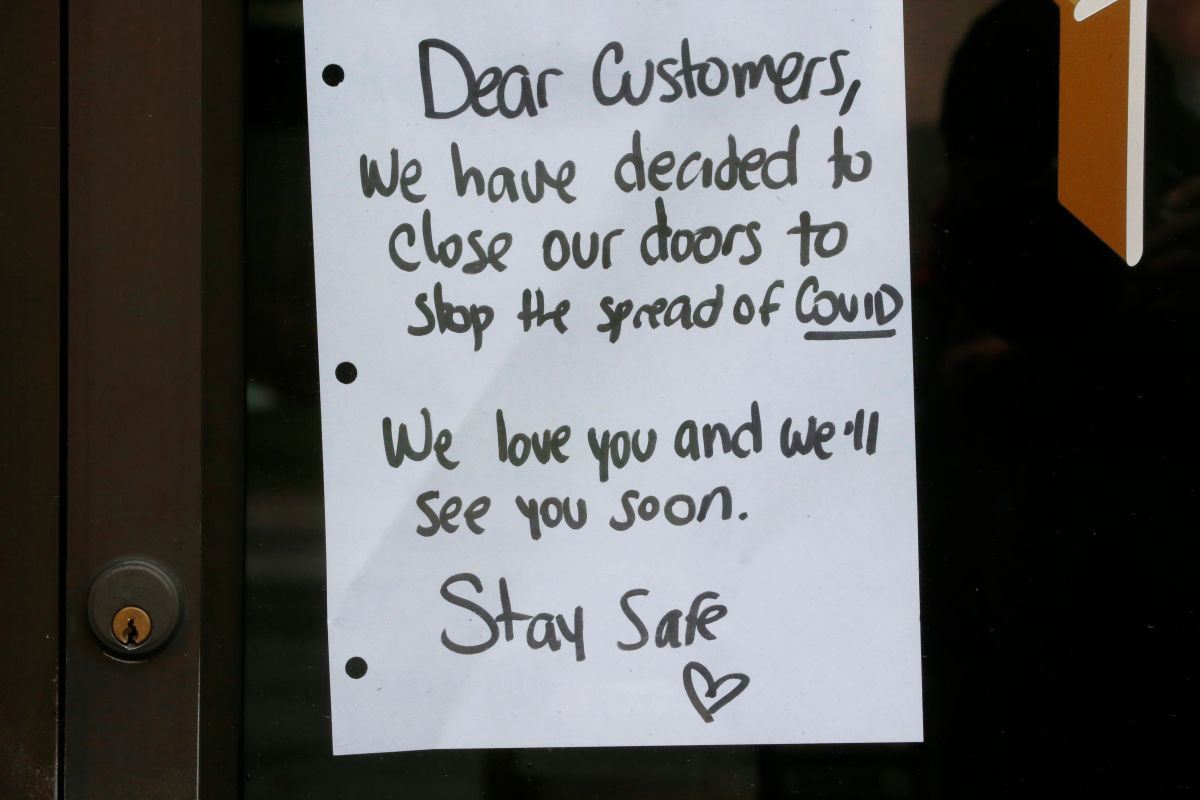 ▲新冠肺炎疫情嚴重衝擊全球經濟，造成商店大量倒閉或被迫暫停營業，不少人因此失業。圖為近日美國猶他州 1 處商店。（圖／美聯社／達志影像）