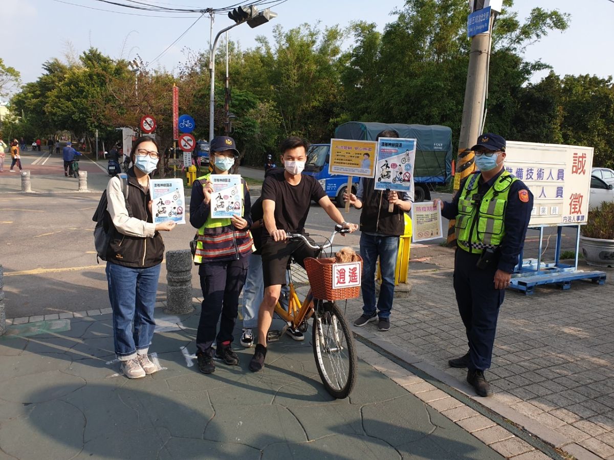 ▲即日起對潭雅神綠園道騎乘「電動自行車」者取締開罰。(圖／柳榮俊翻攝2020.4.26)