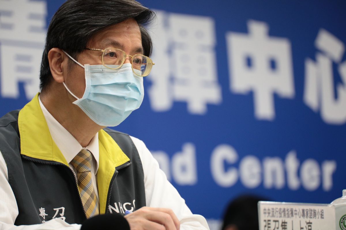 ▲磐石艦官兵抗體檢測3實驗室結果不一？指揮中心張上淳做出詳細說明。（圖／指揮中心提供）