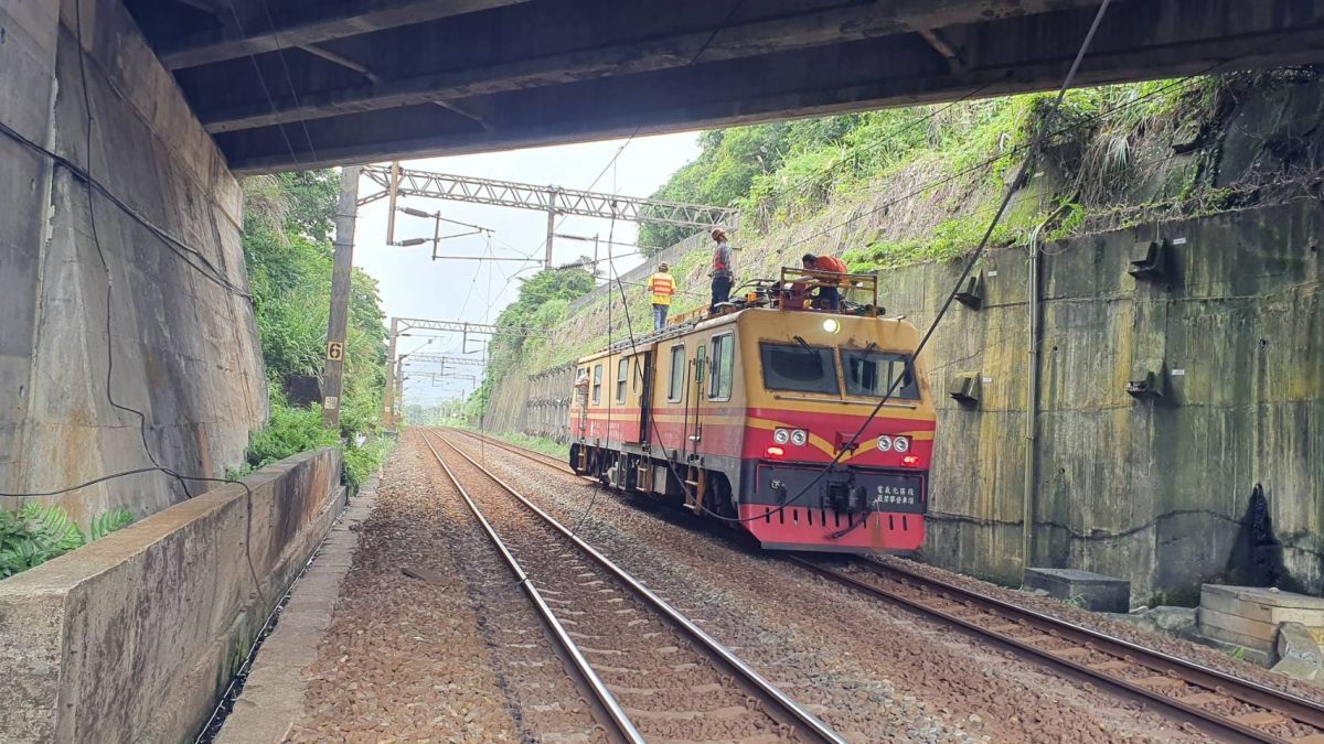▲台鐵維修列車於花蓮機務段發生追撞意外，造成車上 5 位工作人員受傷。（資料圖／台鐵）