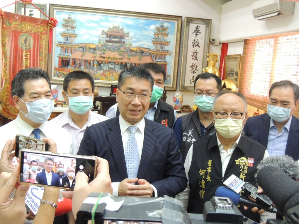 ▲內政部長徐國勇表示代表總統跟院長向新港奉天宮表達感謝，強調以持續超前防疫為重沒有考量其他政治因素。（圖／記者任禮清攝　2020.04.29）