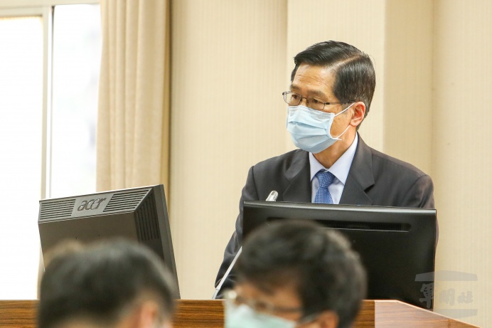 國防部立法院專案報告　說明磐石軍艦染疫及相關作為