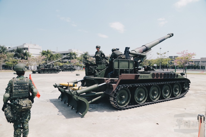 八軍團戰備任務訓練　官兵展精實戰力