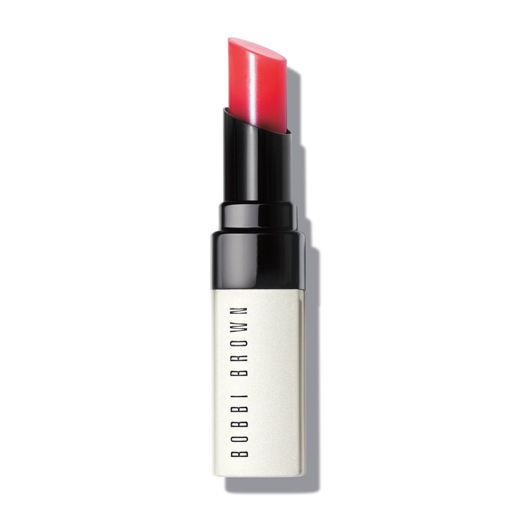 ▲Bobbi Brown晶鑽桂馥潤色護唇膏 #甜莓粉Bare Punch 2.3g NT$1,250。（圖／Bobbi Brown）