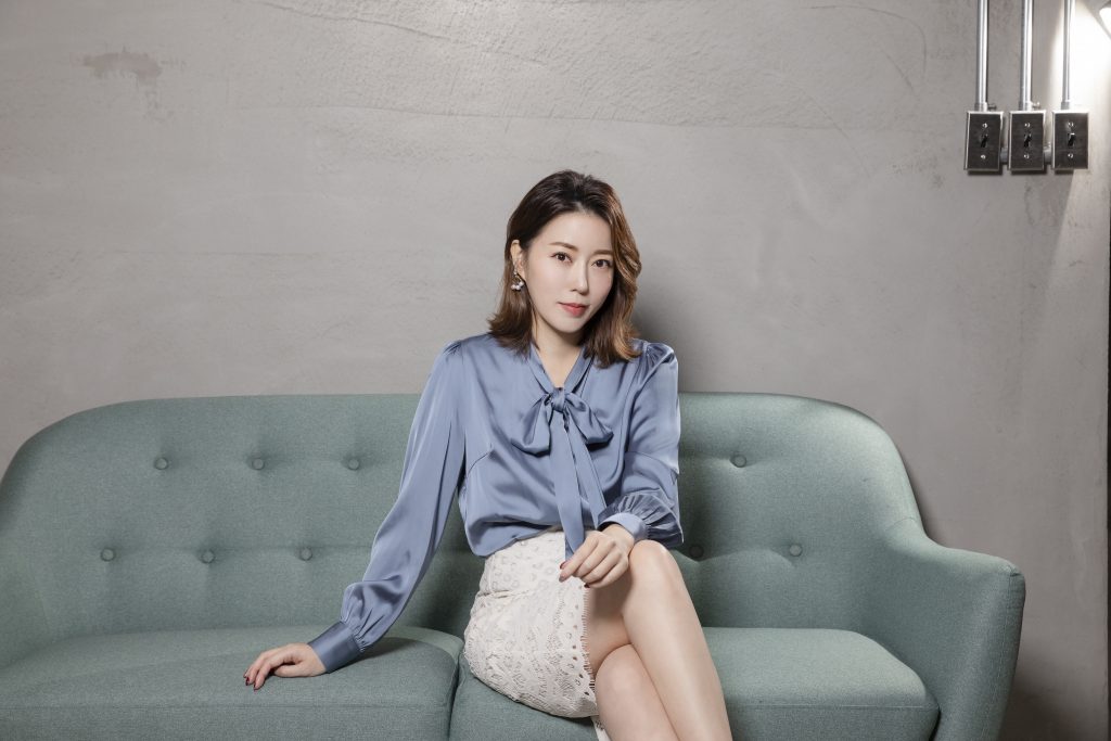 ▲曾創下傳奇佳績的網拍女王周品均，走出婚變開創事業第二春，分享逆轉人生的體悟。（圖／Wstyle）