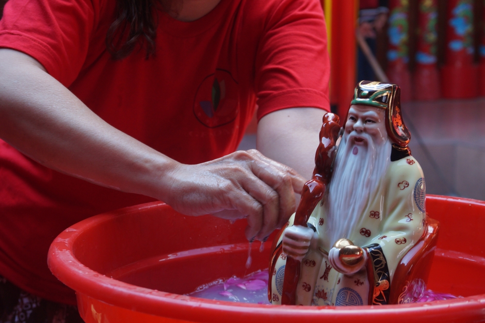 水洗神像是大忌。(圖/shutterstock)