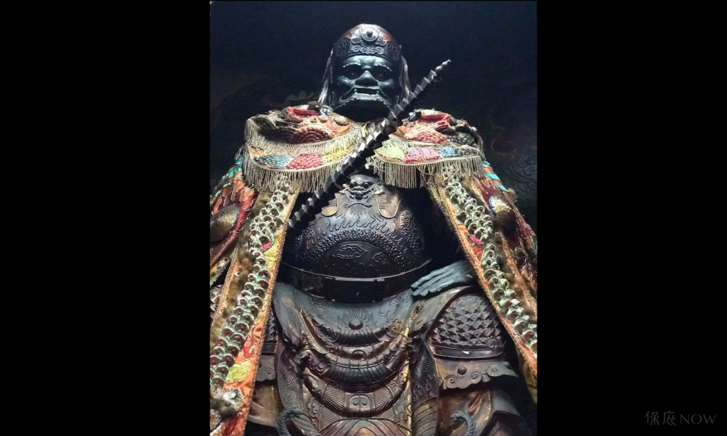 猙獰惡鬼外貌的張巡金身。（圖／翻攝自淡水聖江廟文武尊王臉書專頁）